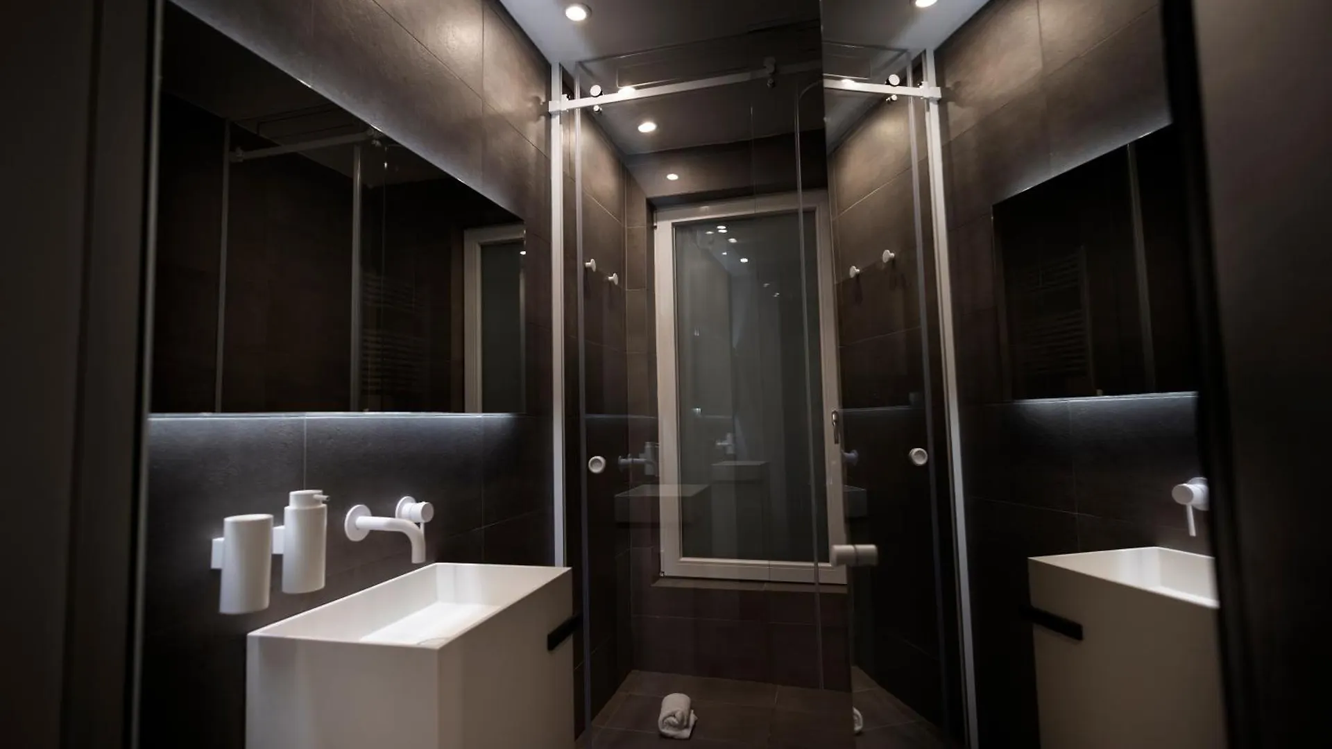 La Mia Terra Boutique Rooms Palermo 0*,